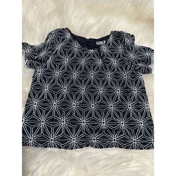 Oshkosh B’ gosh 4t set 2 piece white blue denim embroidered set - Picture 2 of 8